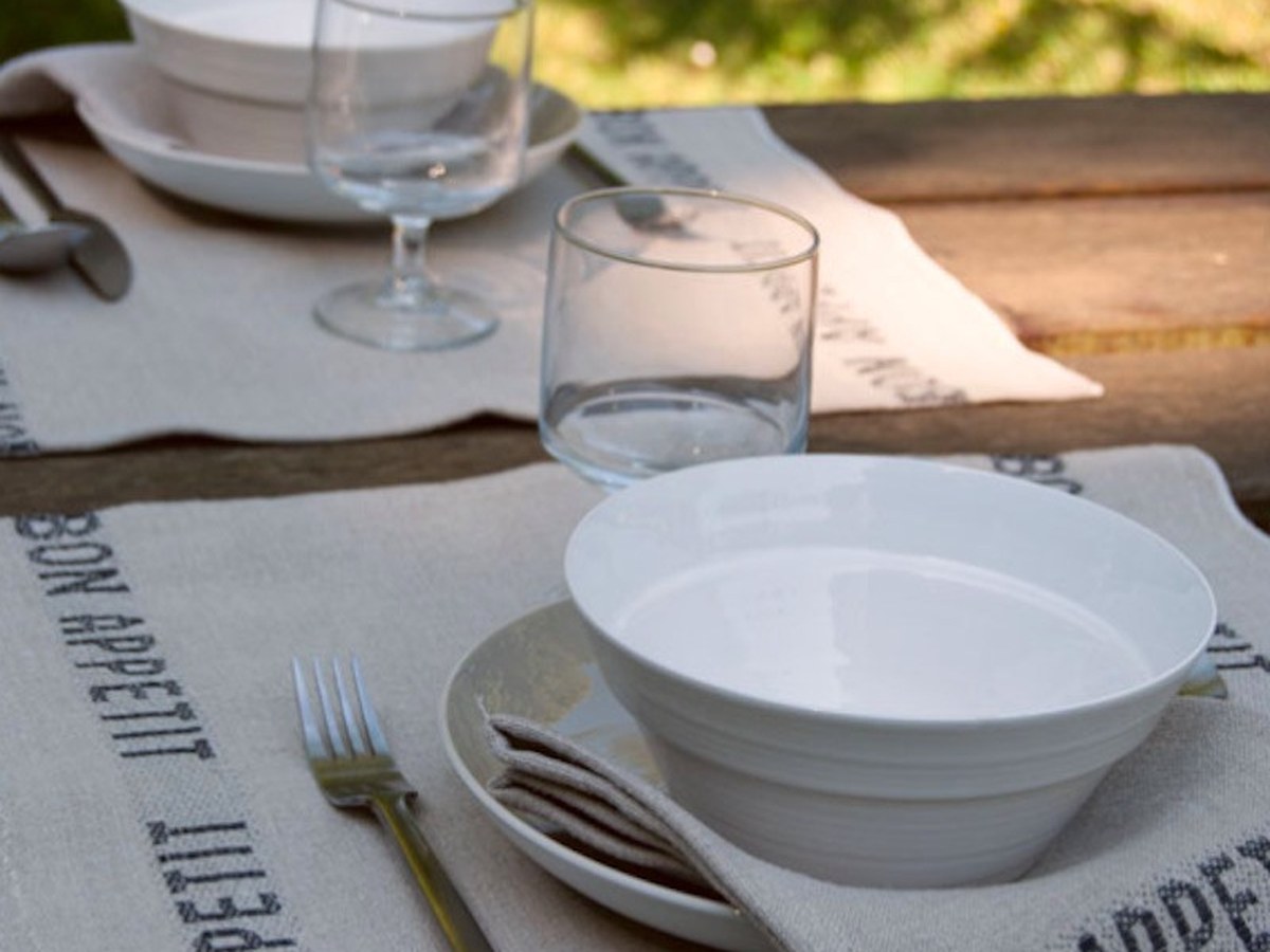 Photo d’ambiance produit issue du site de la marque Charvet Editions